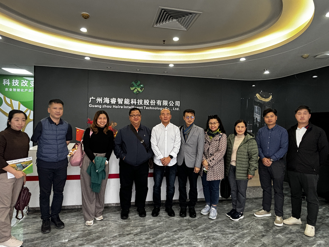 泰國(guó)高校參訪團(tuán)到訪海?？萍紖⒂^交流 (2).jpg